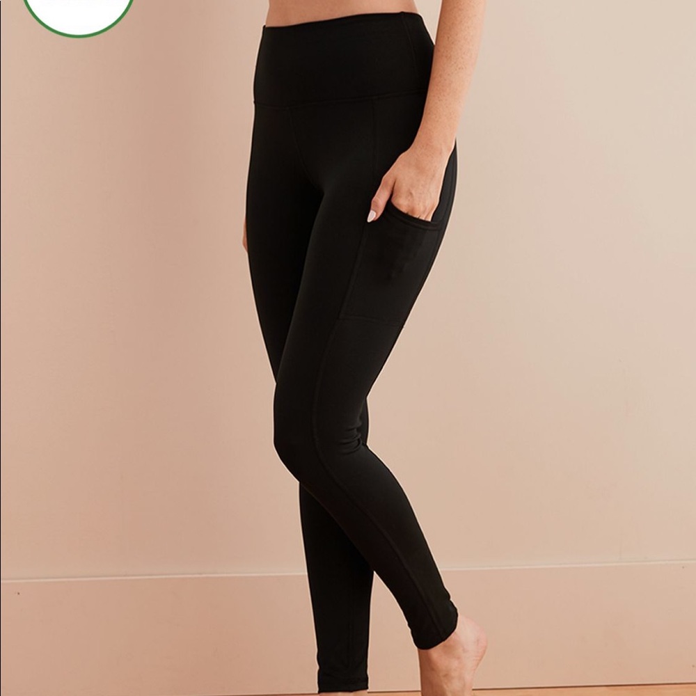 Aerie High Waisted Play Pocket Legging